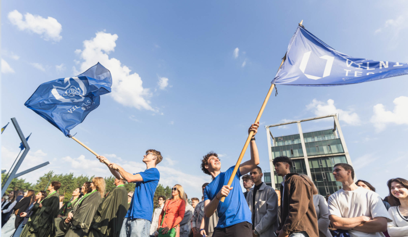 An abundance of VILNIUS TECH students gather for the opening of the academic year